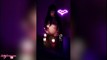 Sexy Bitch Juicy Jerking Off On Camera - Halloween free video